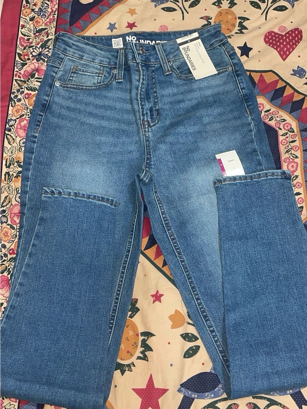 No Boundaries Medium Blue High-Rise Straight Leg Jeans